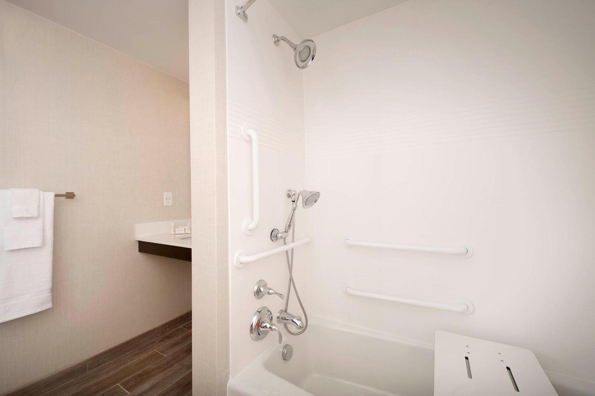 Towneplace Suites By Marriott Alexandria Fort Belvoir Mount Vernon Экстерьер фото
