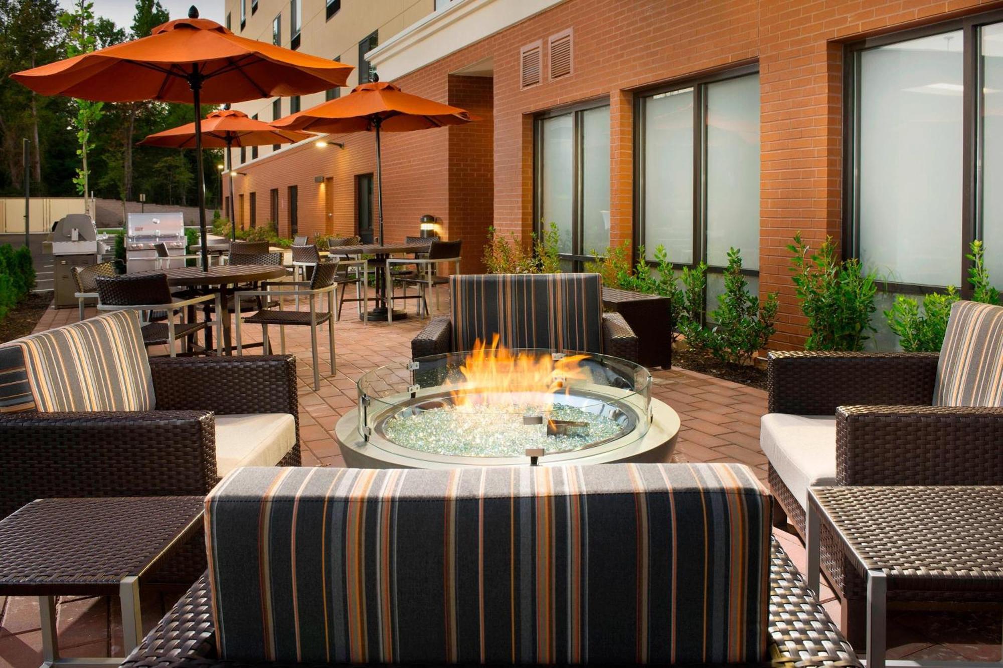 Towneplace Suites By Marriott Alexandria Fort Belvoir Mount Vernon Экстерьер фото