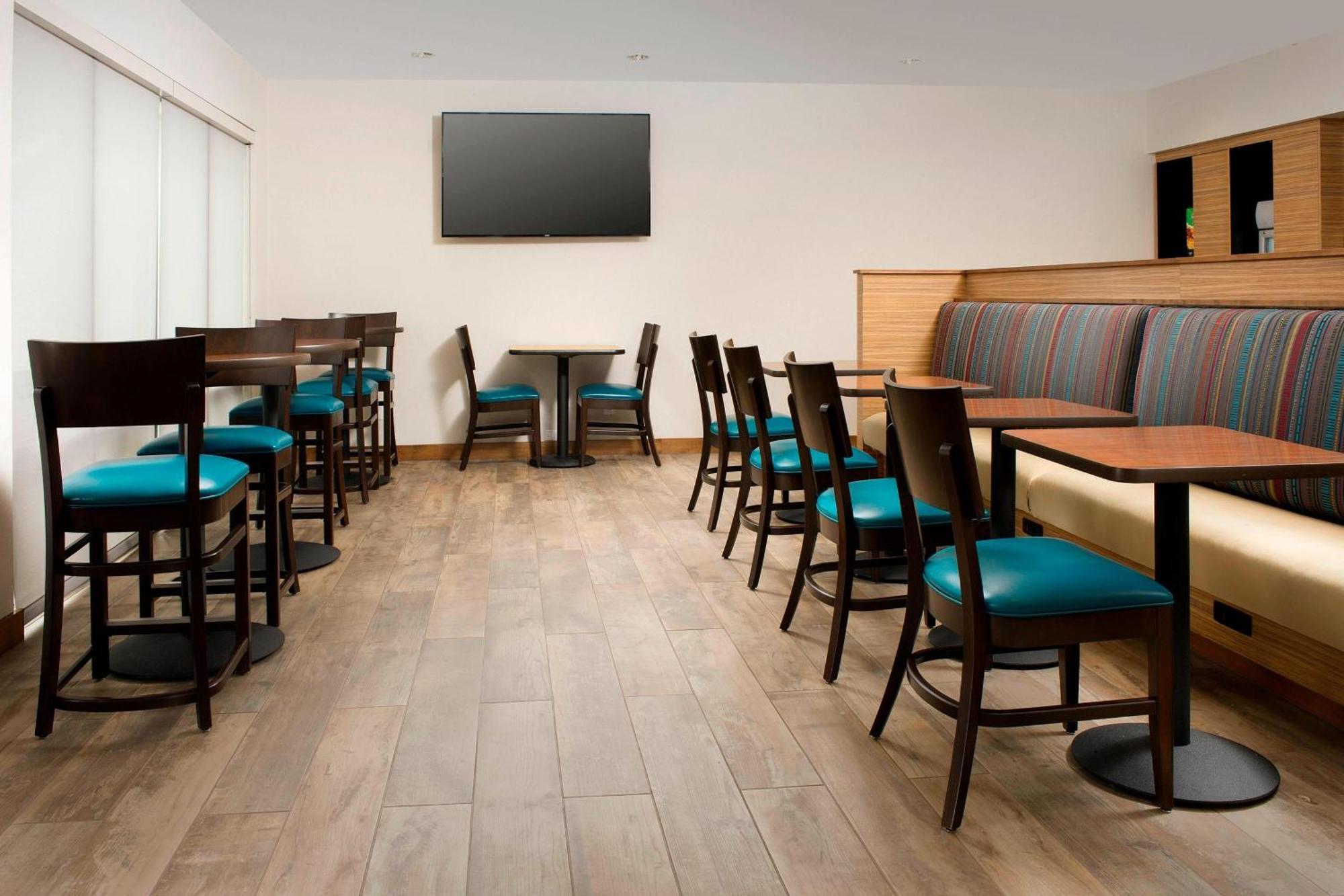 Towneplace Suites By Marriott Alexandria Fort Belvoir Mount Vernon Экстерьер фото